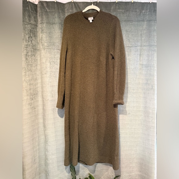 J. Crew Dresses & Skirts - J. Crew Olive Knit Dress
